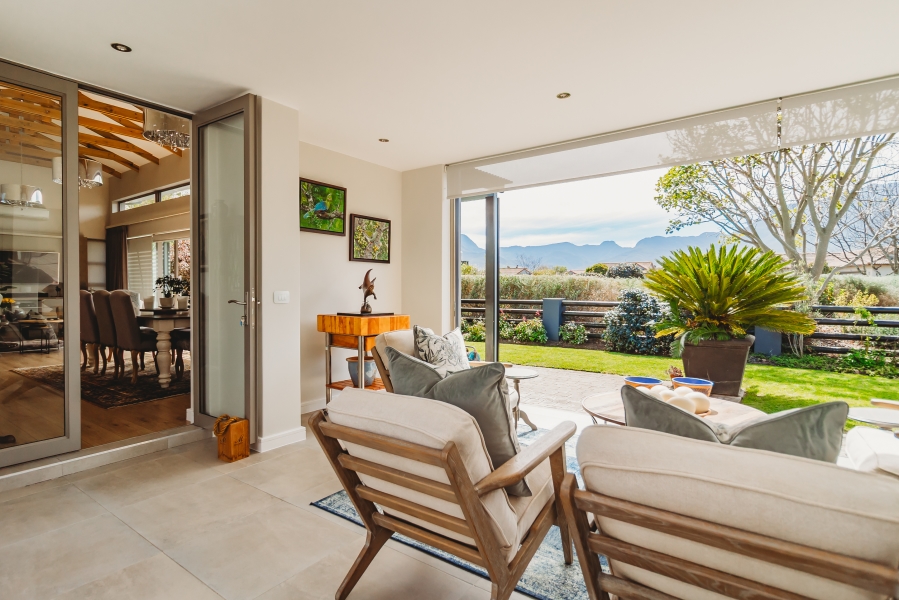 3 Bedroom Property for Sale in Earls Court Lifestyle Estate Western Cape